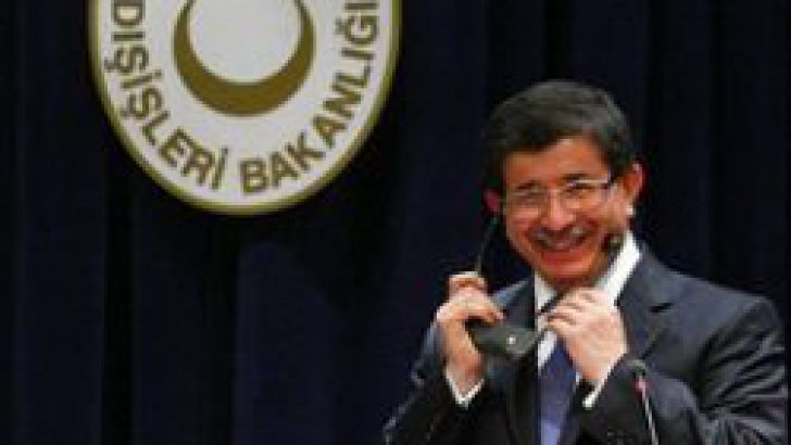 Davutoğlu’ndan açıklama!